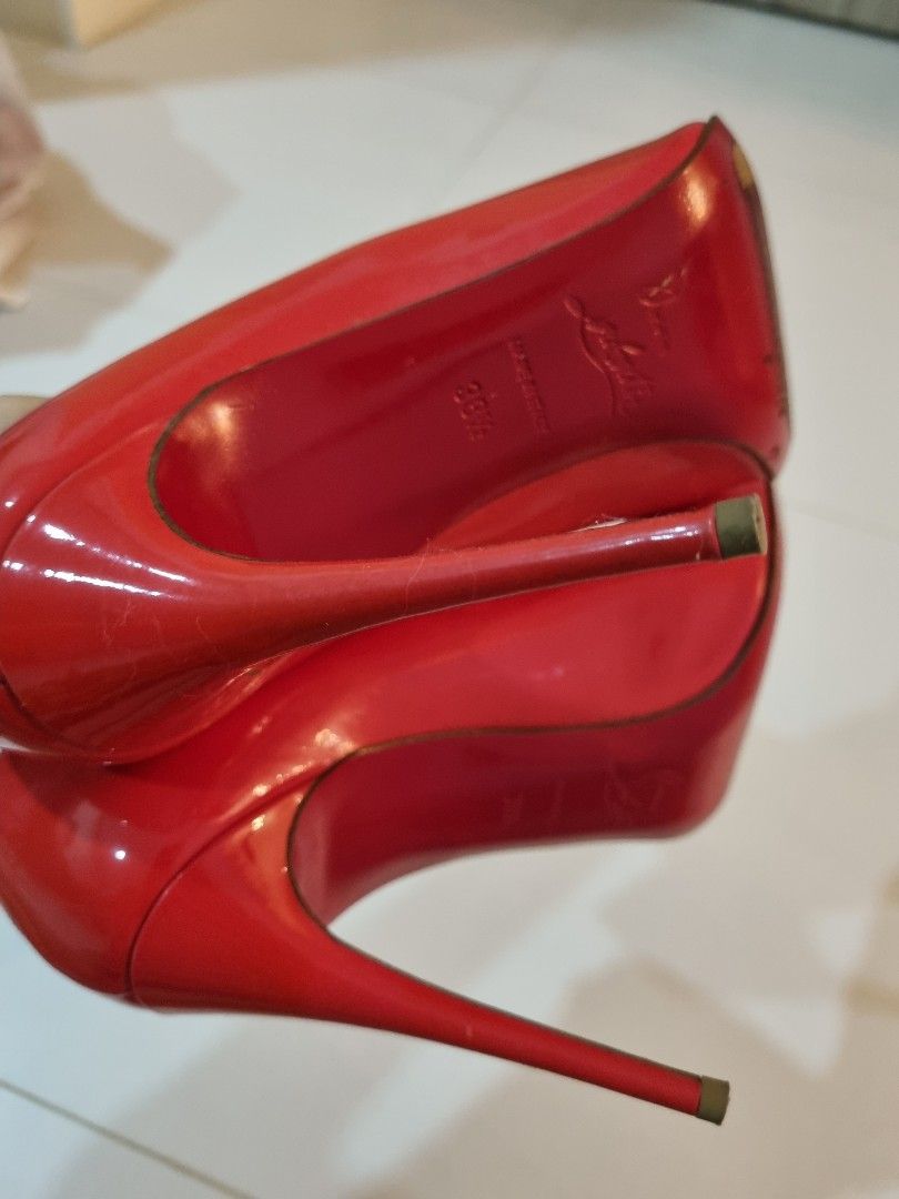Red bottoms size 10 sales