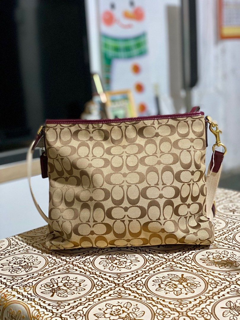 Coach sig best sale file bag