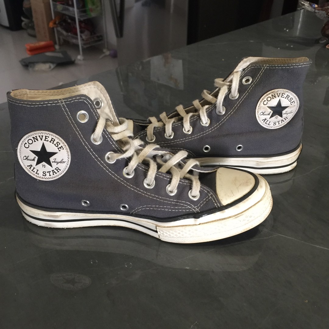 Converse High Abu size 37 Fesyen Pria Sepatu Sneakers di Carousell