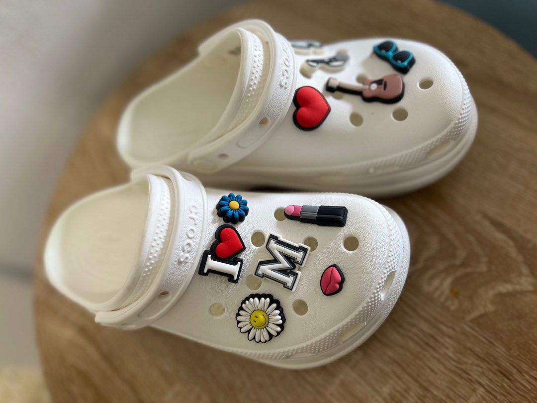 White crocs shop womens size 5