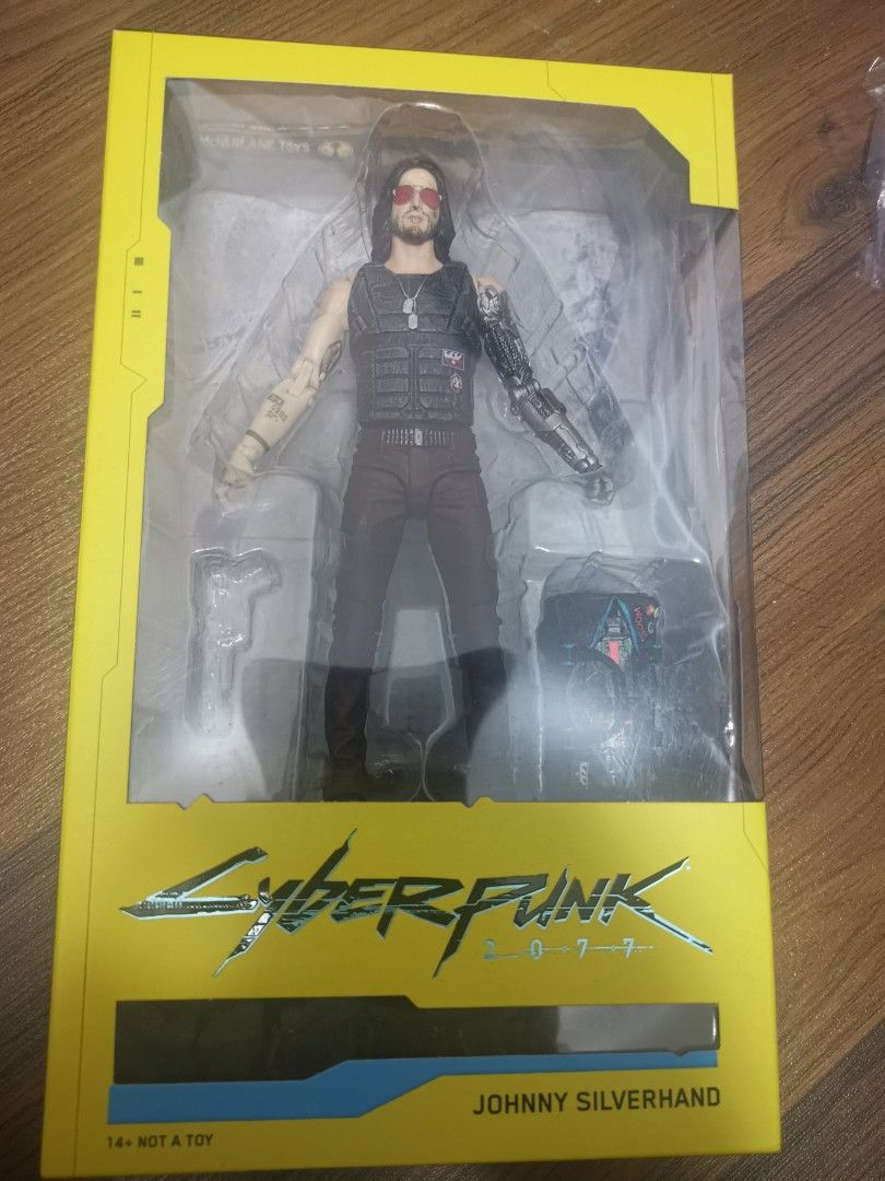 JOHNNY SILVERHAND FIGURINE CYBERPUNK 2077 McFARLANE TOYS 18 CM 787926135015 Kingdom Figurine.fr 2