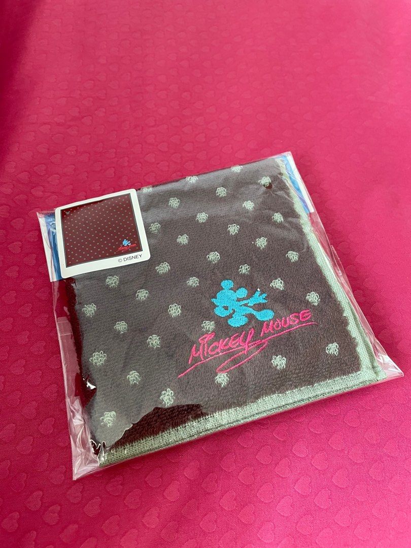 Handkerchief mouse store