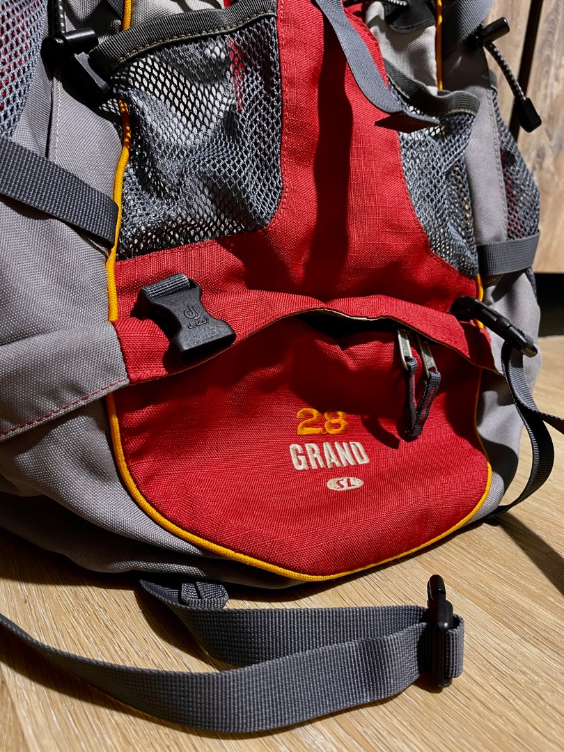 Canyon 28l backpack hot sale