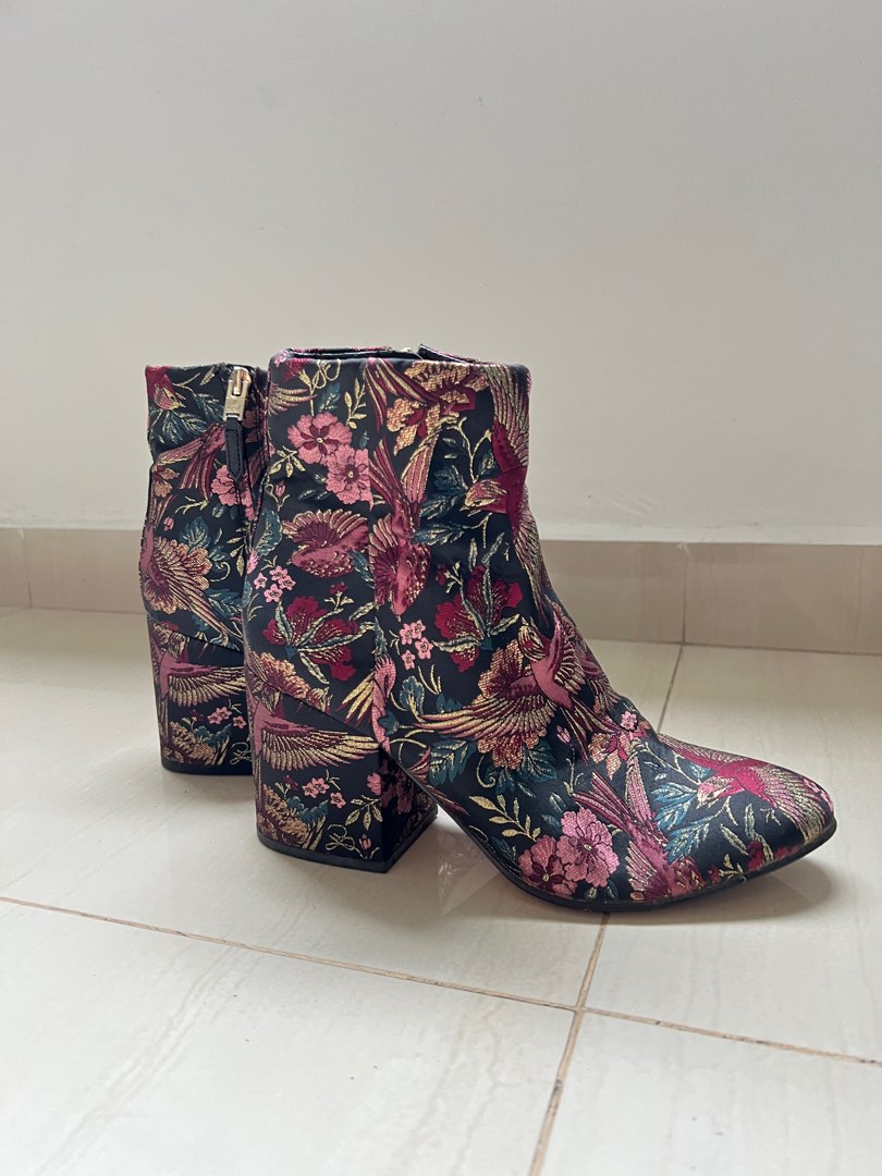 Floral ankle boots Sam Edelman US 7.5 Women s Fashion Footwear