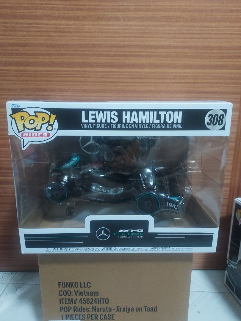 Funko POP! Rides Formula 1 Mercedes AMG Petronas Lewis Hamilton in