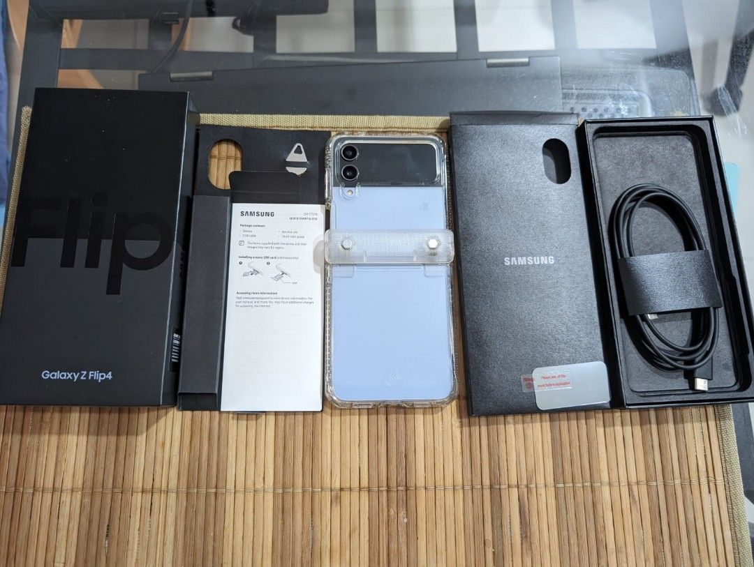 Galaxy Z Flip 4 Blue 256GB, Mobile Phones & Gadgets, Mobile Phones