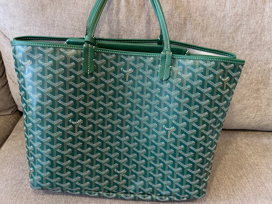 Goyard Isabelle Tote PM (special colour green)