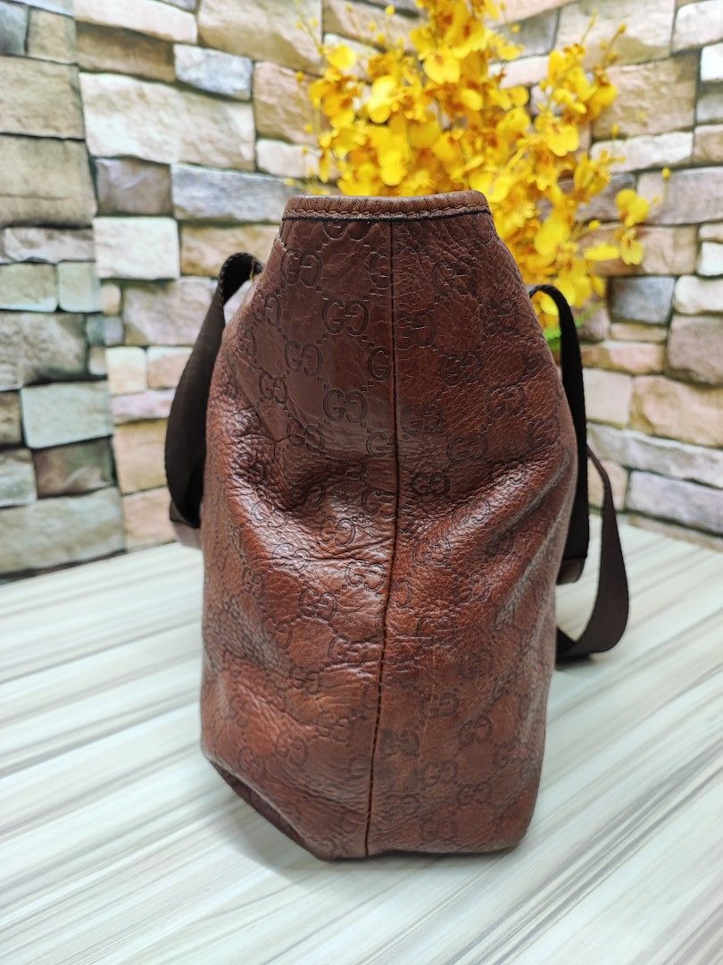 Gucci tote vintage leather tote bag Women s Fashion Bags