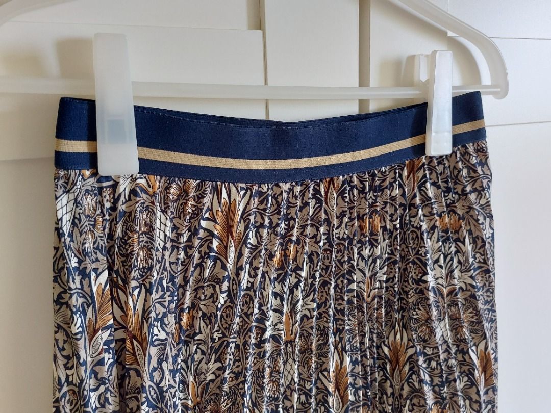 H M William Morris midi print skirt Women s Fashion Bottoms