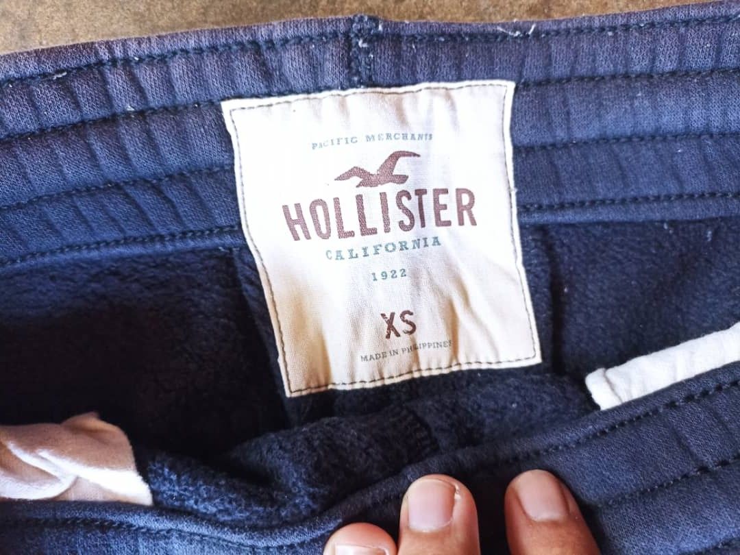 Hollister Jogger Pants, Women's Fashion, Bottoms, Other Bottoms on Carousell
