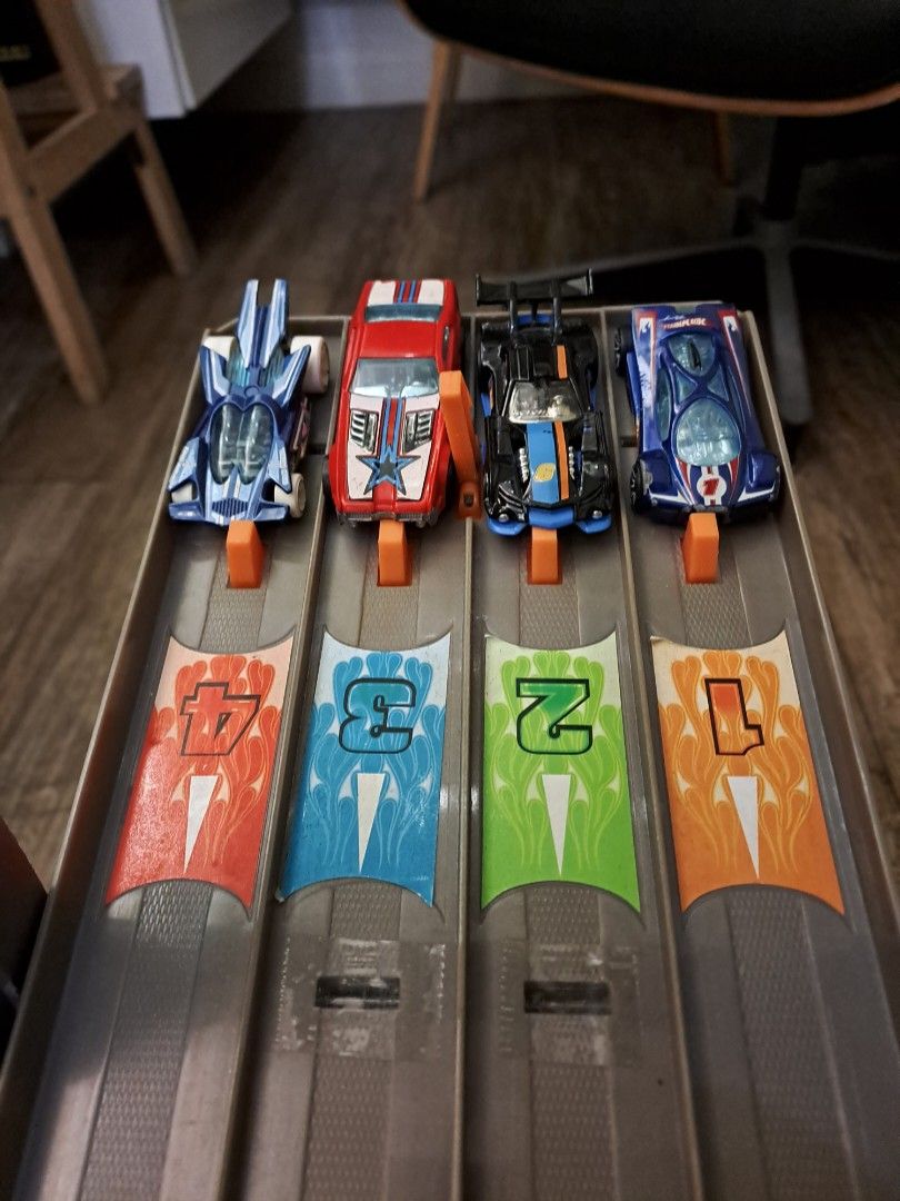 Hot Wheels Foldable Racing Track Hobbies Toys Toys Games
