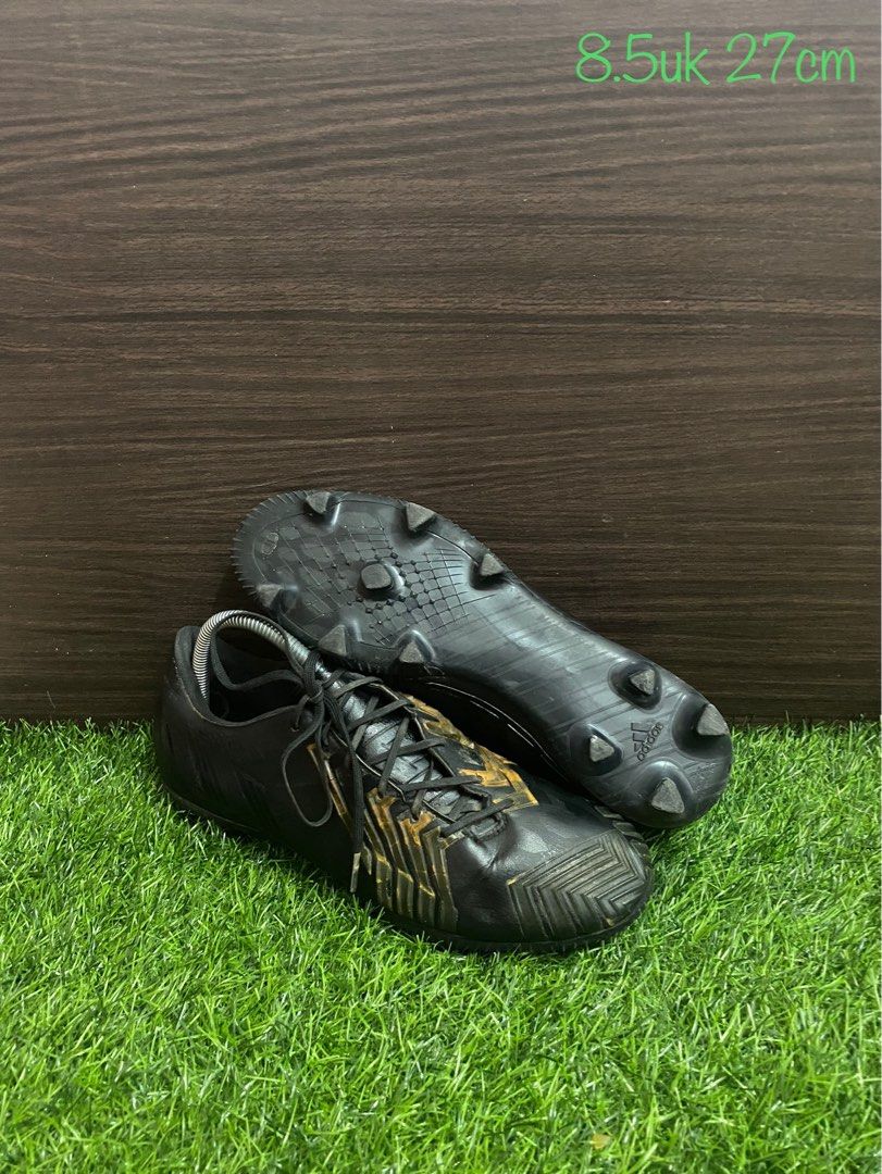 Kasut bola adidas predator instinct Men s Fashion Footwear
