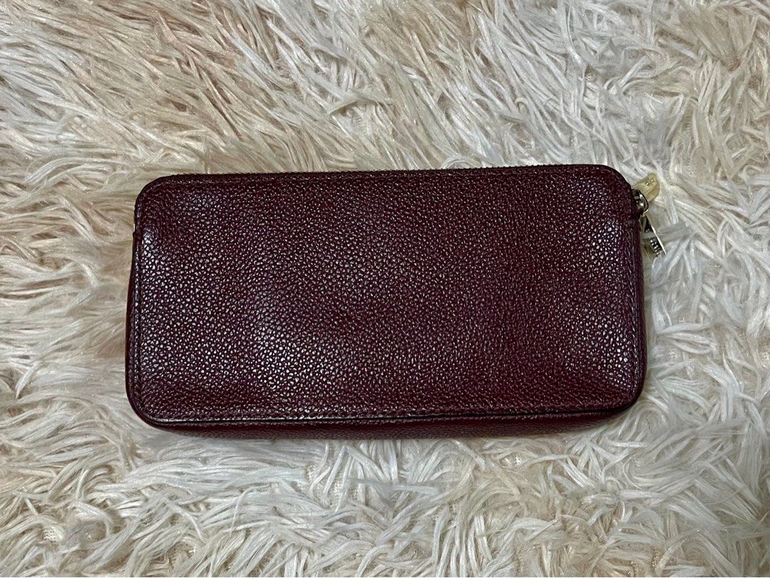 Kate Spade Margaux Double Zip Mini Crossbody (Category: Luxury Bags & Wallets) located in Quezon City. Submitted by jknvrmnd (Listing ID 1261232263, Image 2). Description: Bought this for the strap. 😅 Functions more like a wallet. Never used, just stored. Original strap not included. No tags, no box. Price is still negotiable. MoP: BPI, Maya, GCash, Vybe MoD: SDD, LBC, GGx, JnT.