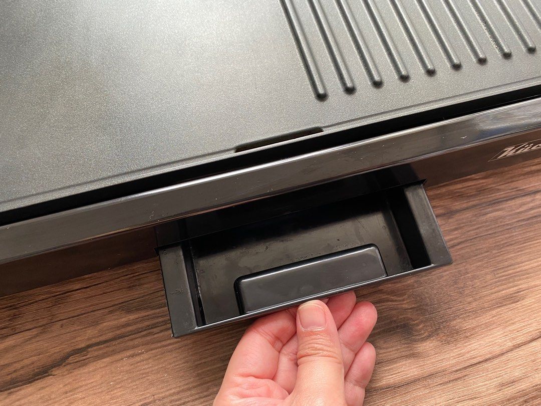 Küchenluxe 2 in 1 Electric Griller (Category: BBQ, Grills & Hotpots) located in Pasay City. Submitted by ks2020 (Listing ID 1261209353, Image 2). Description: .