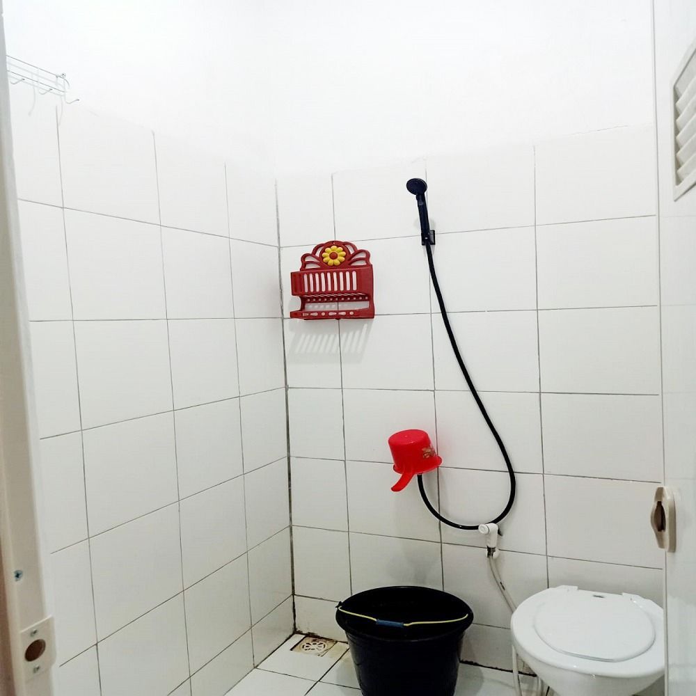 kost_di_kandangan_surabaya_dek_1697848936_12c9e516_progressive