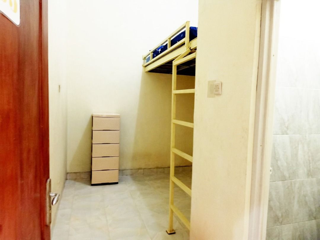 kost_di_kandangan_surabaya_dek_1697848936_9feaf828_progressive