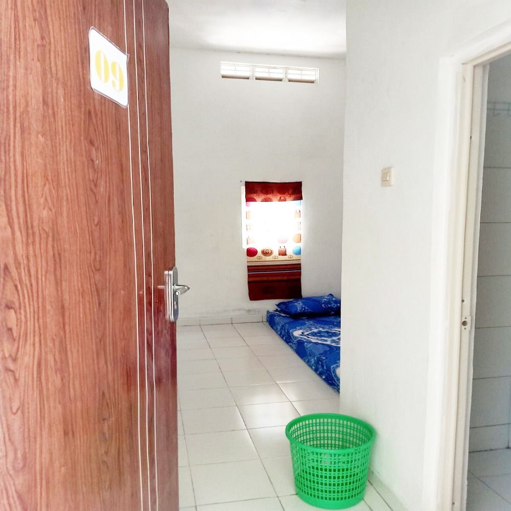 kost_di_kandangan_surabaya_dek_1697848936_db5da3b0_progressive
