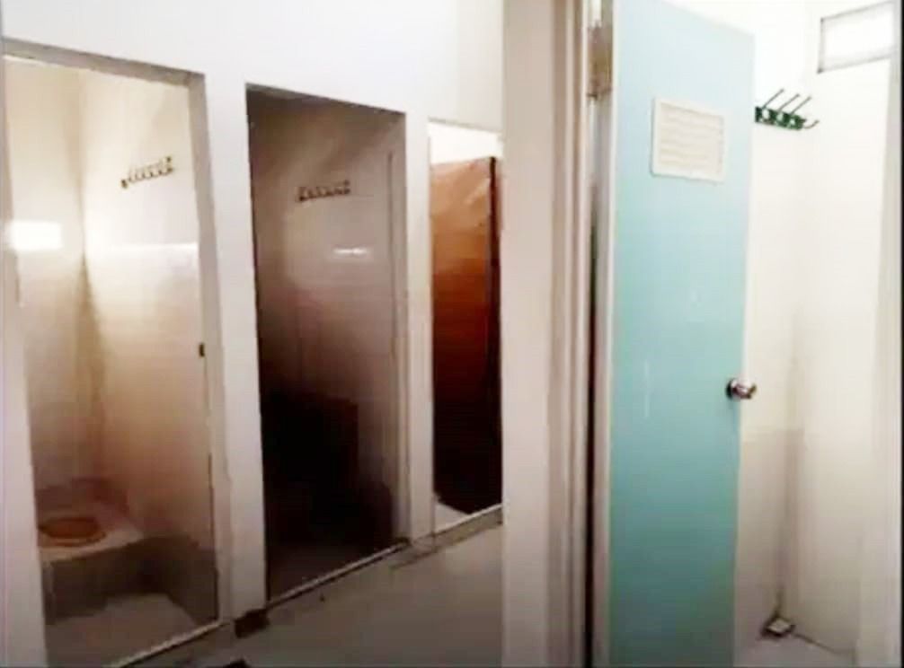 kost_putra_di_dukuhpakis_surab_1697864400_8f5ece3c_progressive