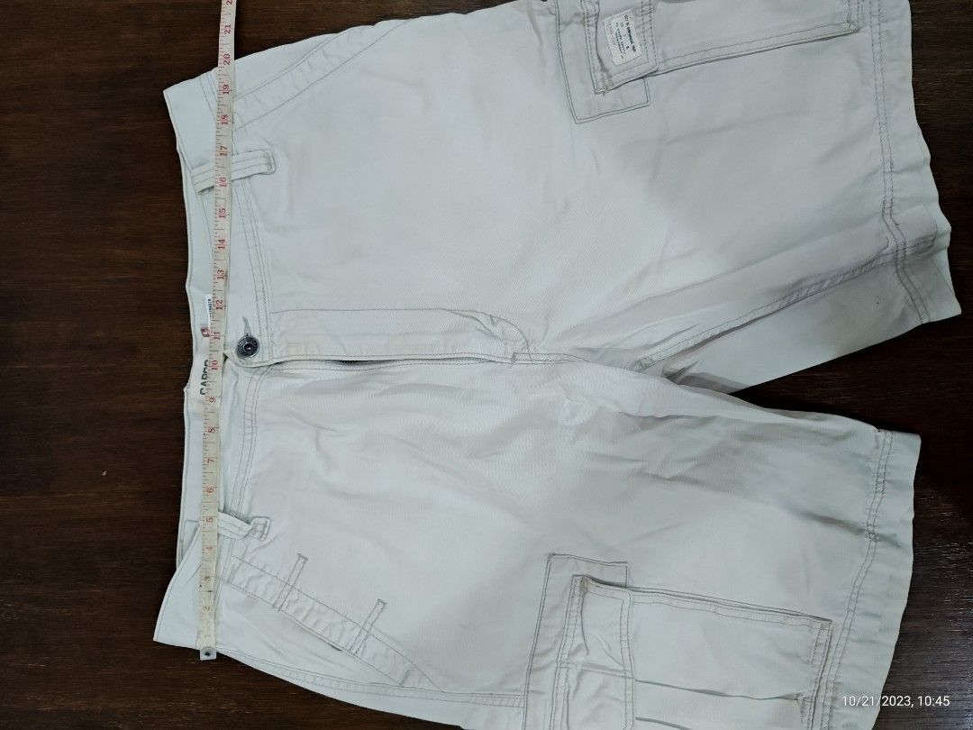 Mens cargo shorts levis sales
