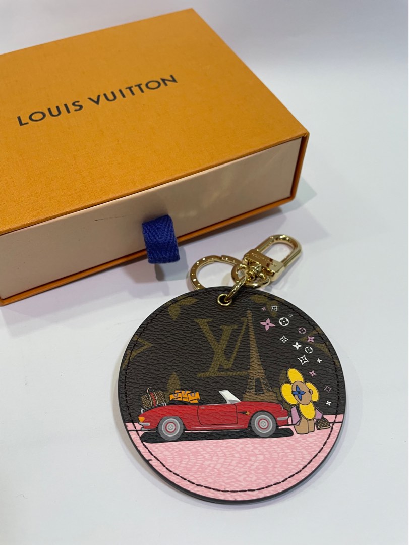 Louis Vuitton Monogram Vivienne Xmas Venice Round Charm Key Holder