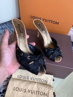 Louis Vuitton Damier Azur Bom Dia Flat Mule (US Size 9), myGemma