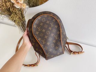 ** USED ** LOUIS VUITTON x SUPREME 100% AUTHENTIC LV CHRISTOPHER BACKPACK  -BLACK