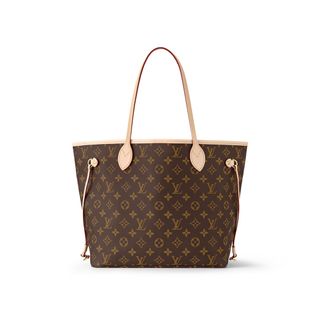 (Category: ) located in . Submitted by fashbeauz (Listing ID 1261183303, Image 1). Description: .