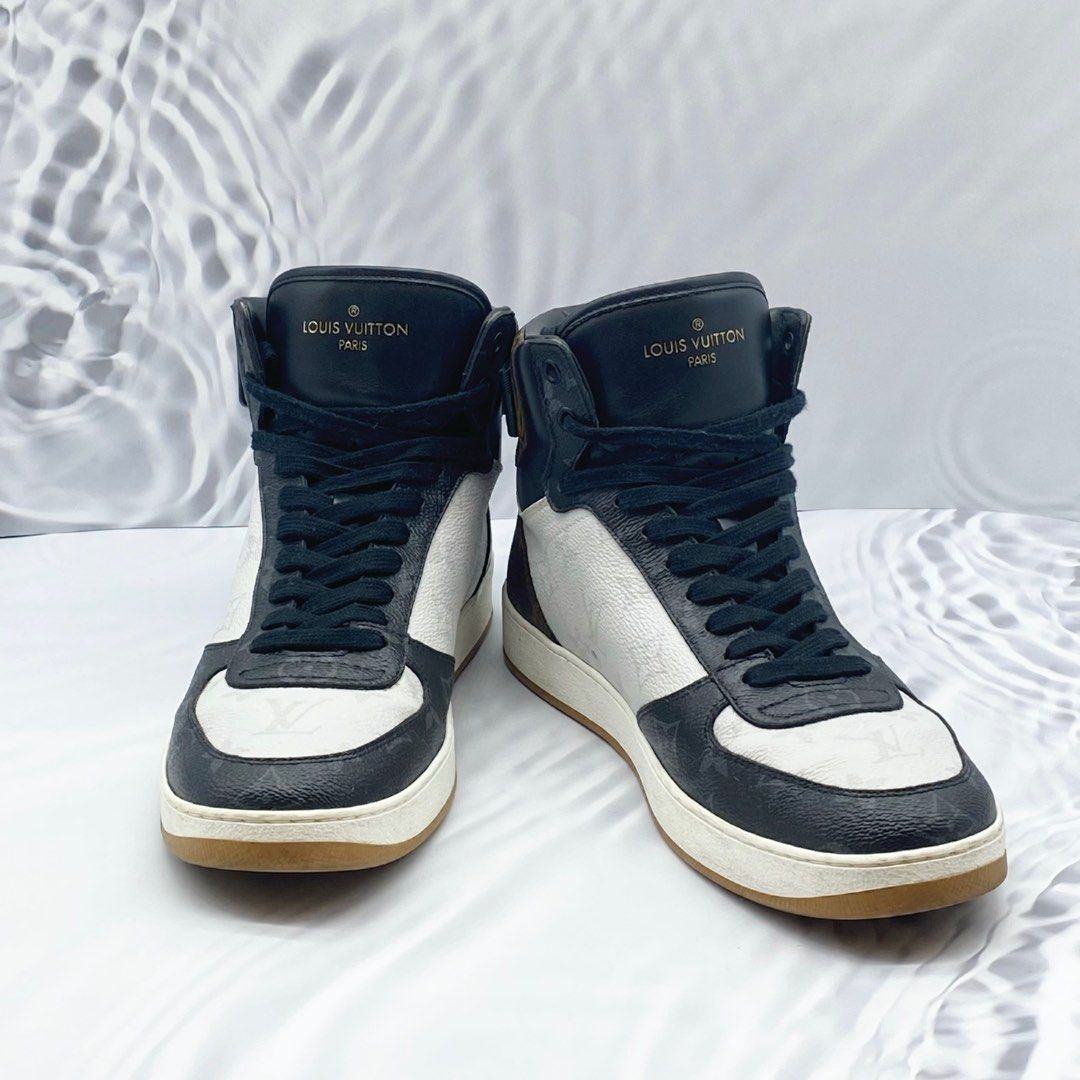 Louis Vuitton Rivoli Sneaker BLACK. Size 05.0