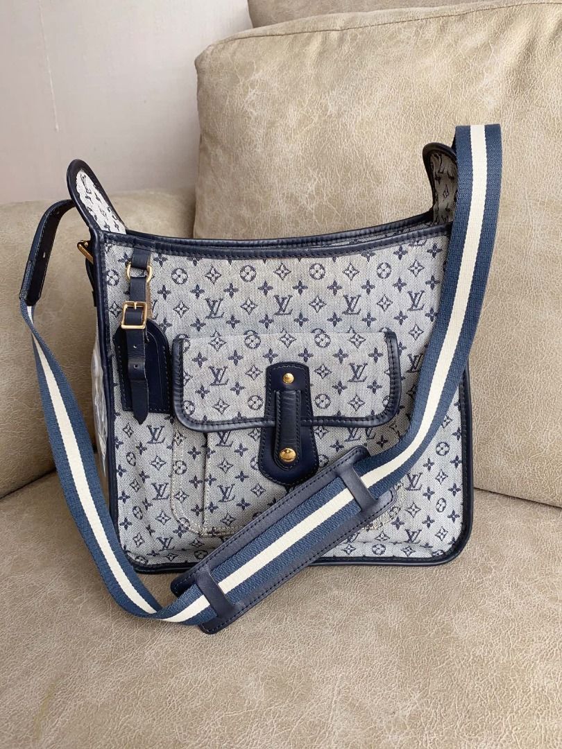 Evelyn crossbody top
