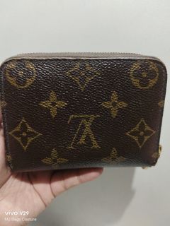 Lv short wallet
