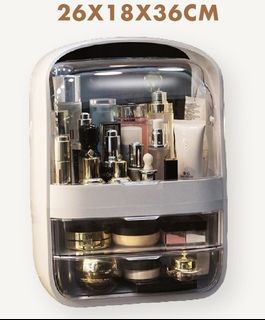 Louis Vuitton Monogram Scott Box - Clear Cosmetic Bags, Accessories -  LOU444484