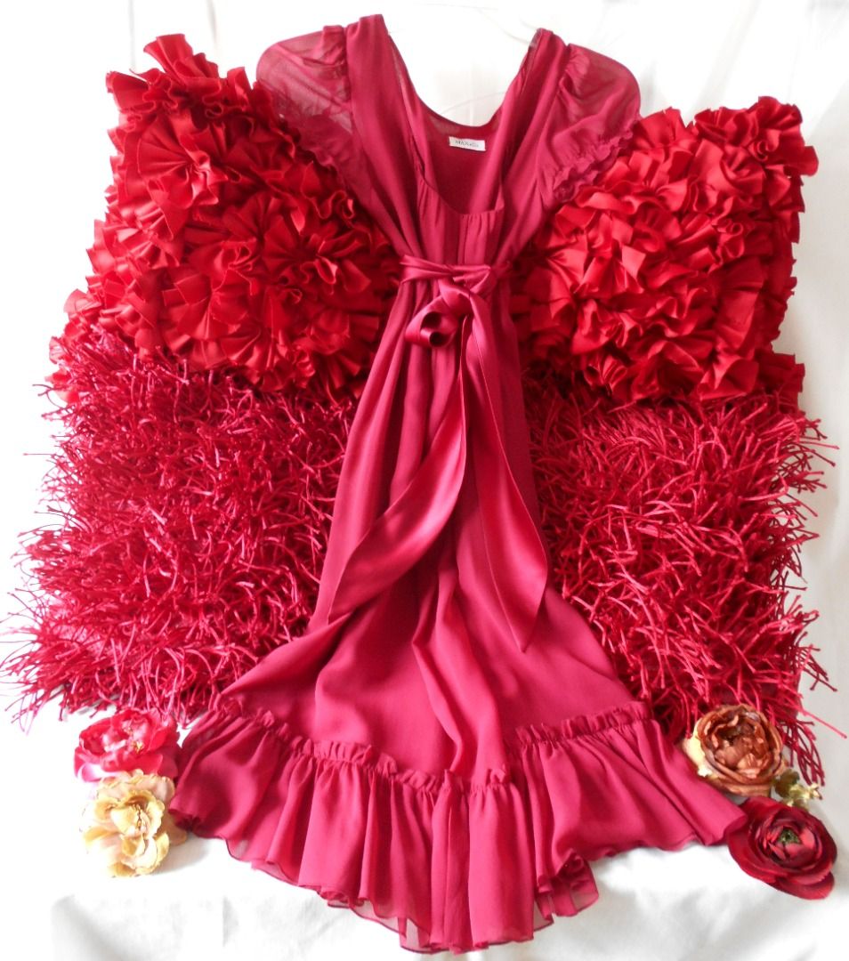 Max top red dress