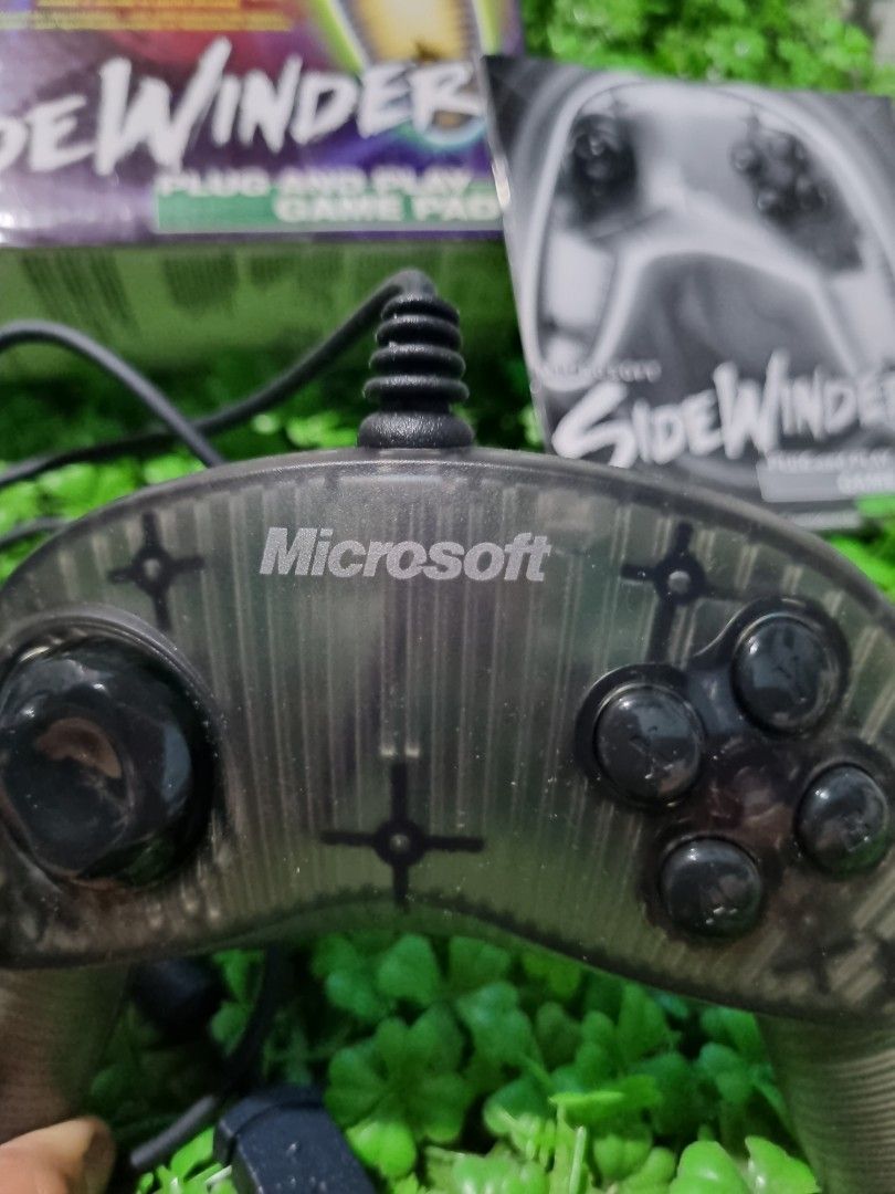 Microsoft Side Winder Plug and Play Game Pad (Category: Controllers) located in Paombong. Submitted by sweetdeals0181656 (Listing ID 1261299911, Image 3). Description: Item comes in its original box with manual..