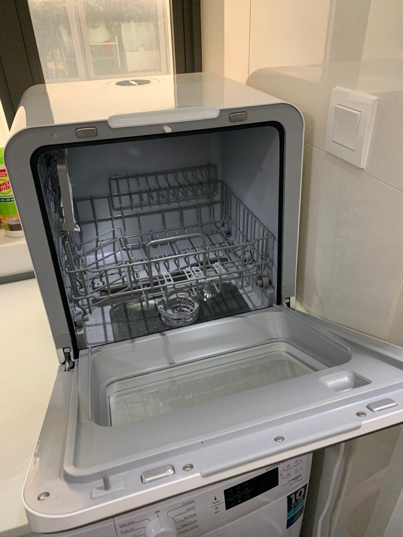 Midea tabletop dishwasher, TV & Home Appliances, Kitchen Appliances