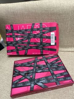 NARS 胭脂組合 brush palette