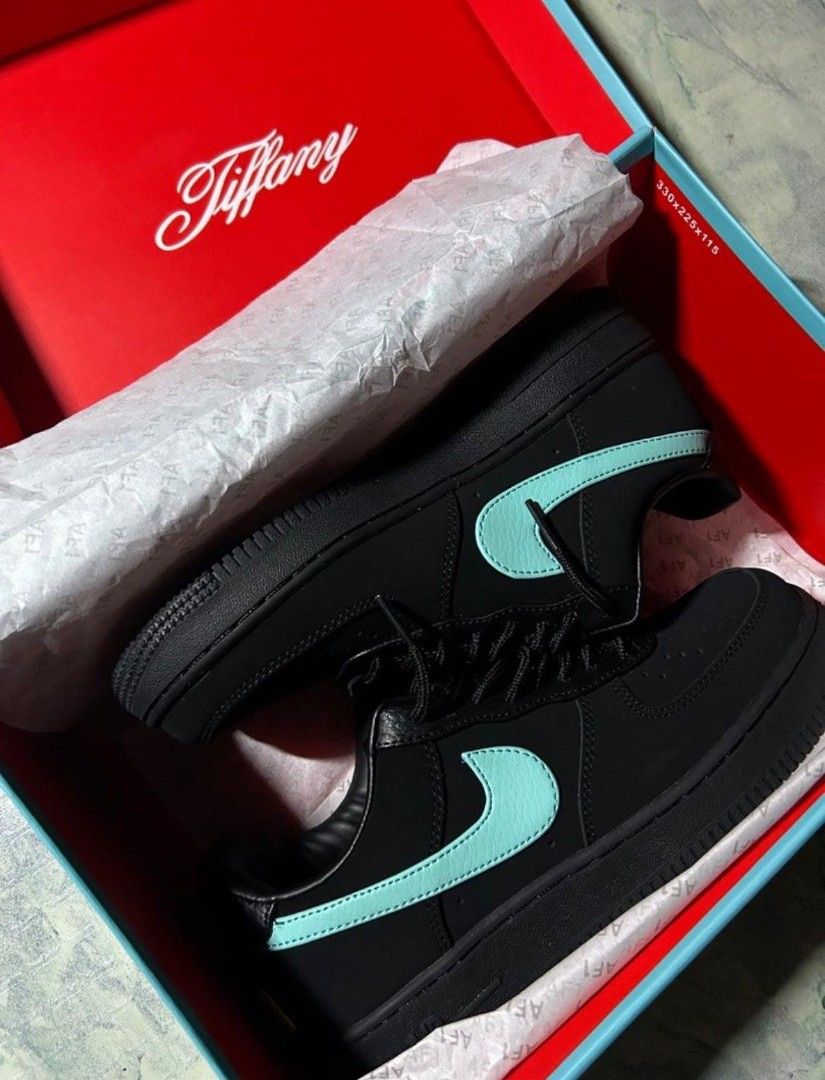 Nike Air Force 1 Low Tiffany & Co., Men's Fashion, Footwear, Sneakers on  Carousell