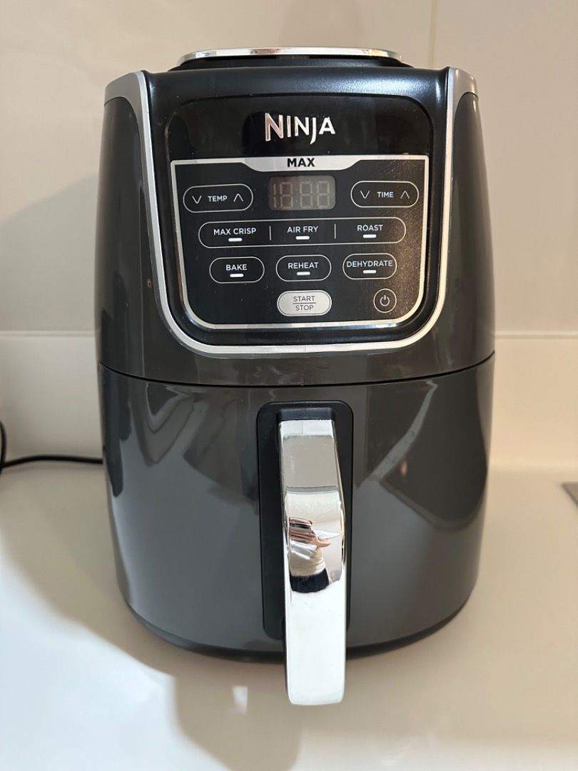 Ninja 3.8L Air Fryer & Dehydrator AF100UK - Callaghans Electrical