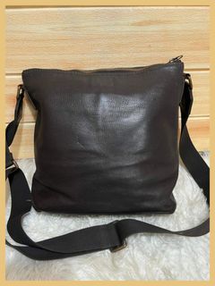 Louis Vuitton Epi Leather Crossbody Bag, Men's Fashion, Bags, Sling Bags on  Carousell