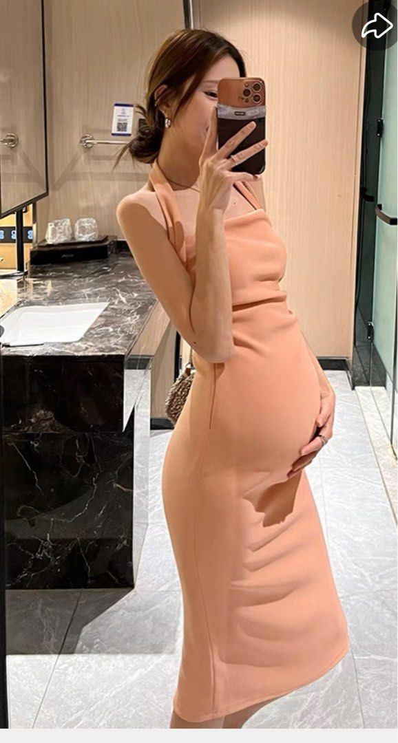 Elegant pregnant deals