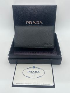 Prada Saffiano badge holder available on SUGAR - 60218