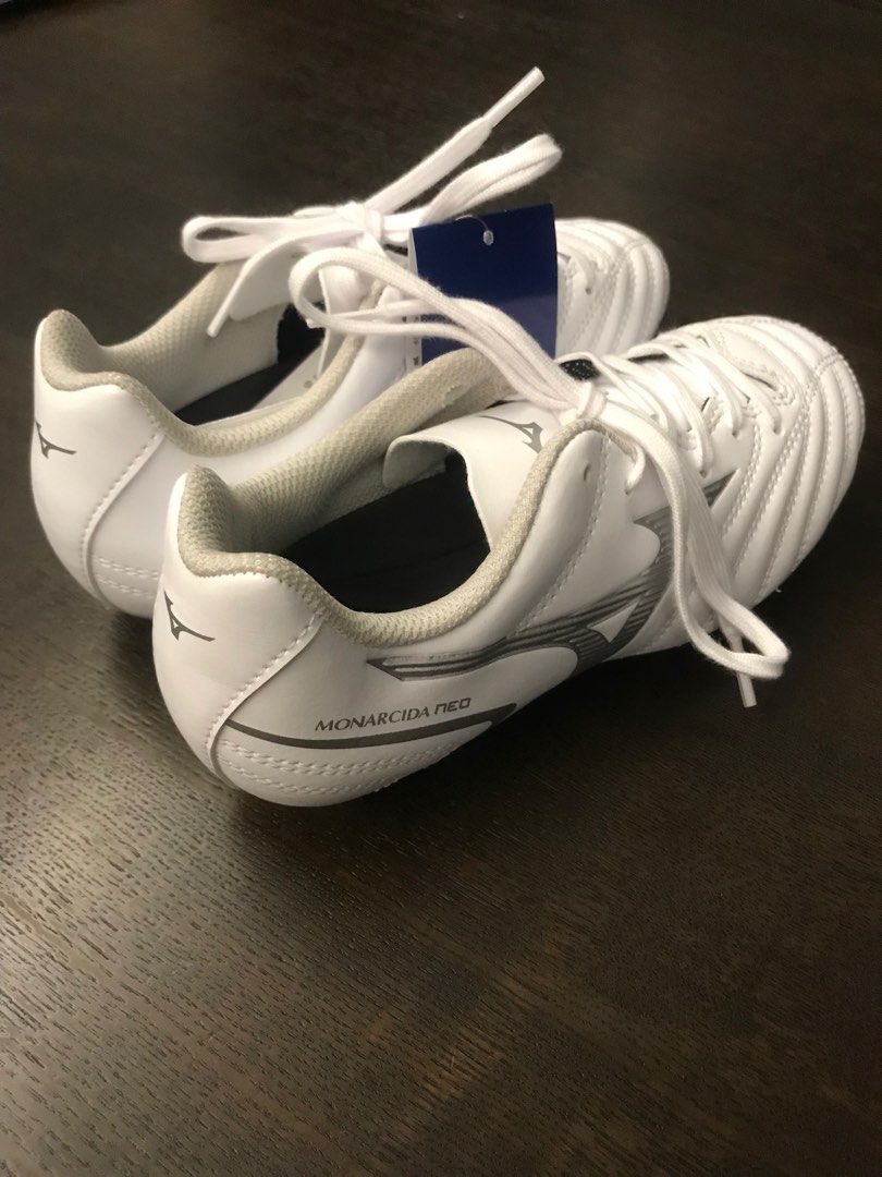 Kids mizuno football best sale boots