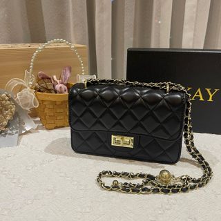 100% AUTHENTIC DKNY THOMASINA BLACK MICRO MINI CROSSBODY, Luxury