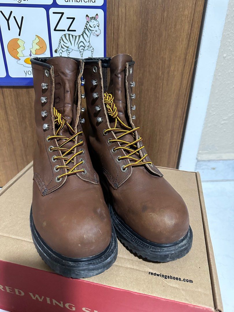 Red wing steel discount toe work boots price