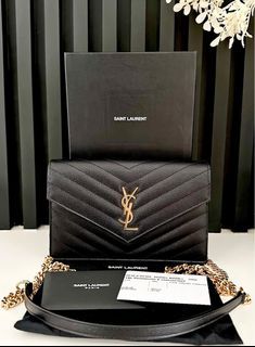 YSL WOC 22 cm Black Caviar GHW 2019 complete with yearcard, tags, dustbag,  & box IDR 16.500.000 #tendance_prelovedysl ALL NETT* PRICE…