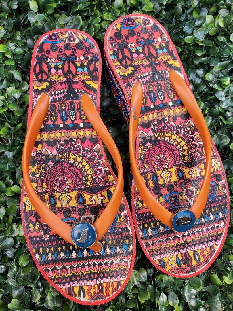 Sakroots flip new arrivals flops