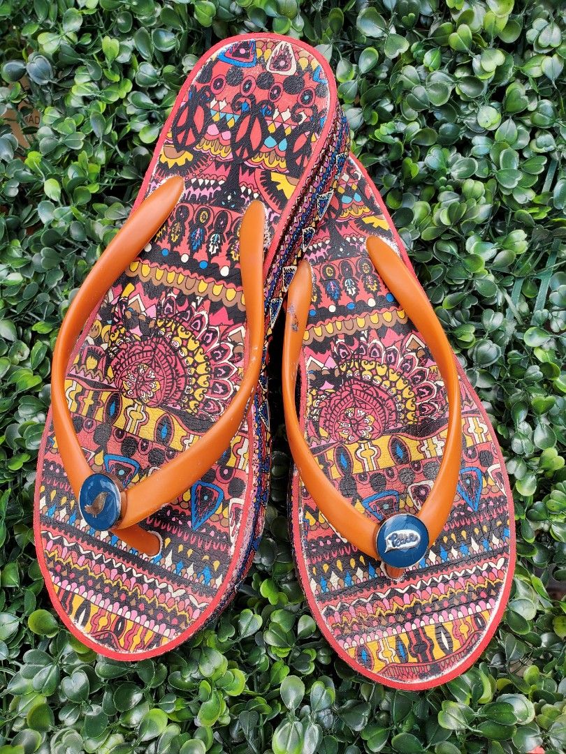 SAKROOTS Women s Jetty Flip Flop Thong Sandals Peace Colorful Low