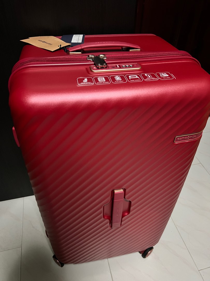 Samsonite Stem Spinner 28 Trunk, Hobbies & Toys, Travel, Luggage on