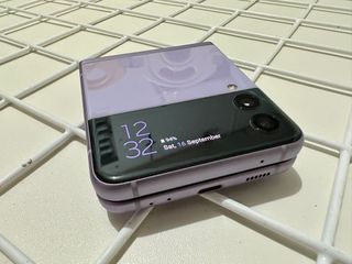 Samsung galaxy z flip 3 purple 256gb