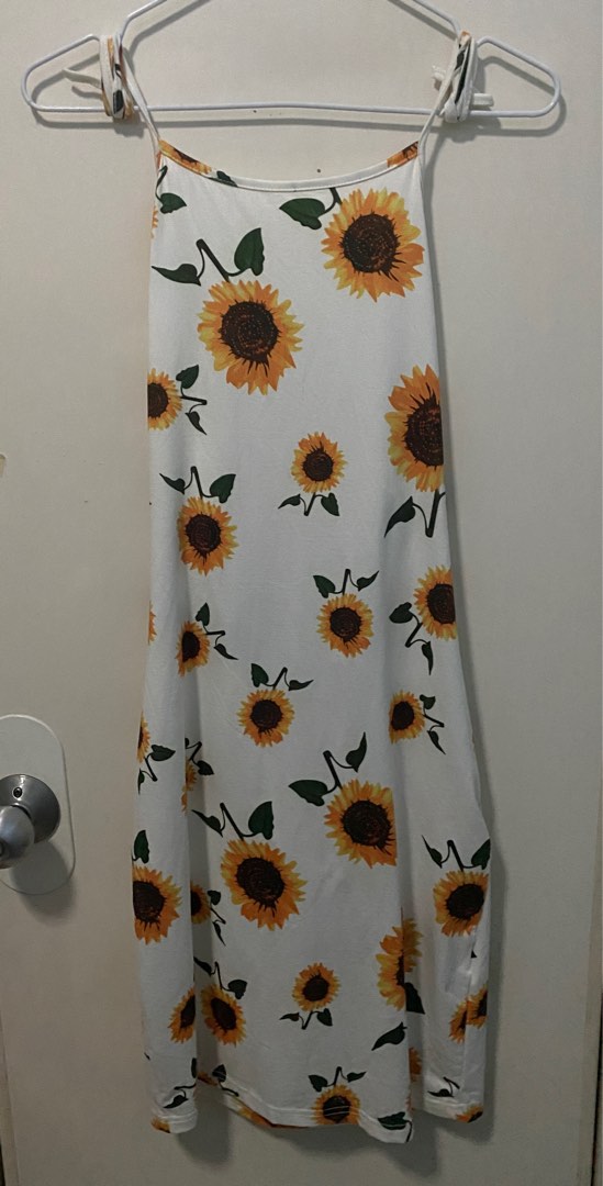 SHEIN Low Back Sunflower Dress XL, Women's Fashion, Dresses & Sets