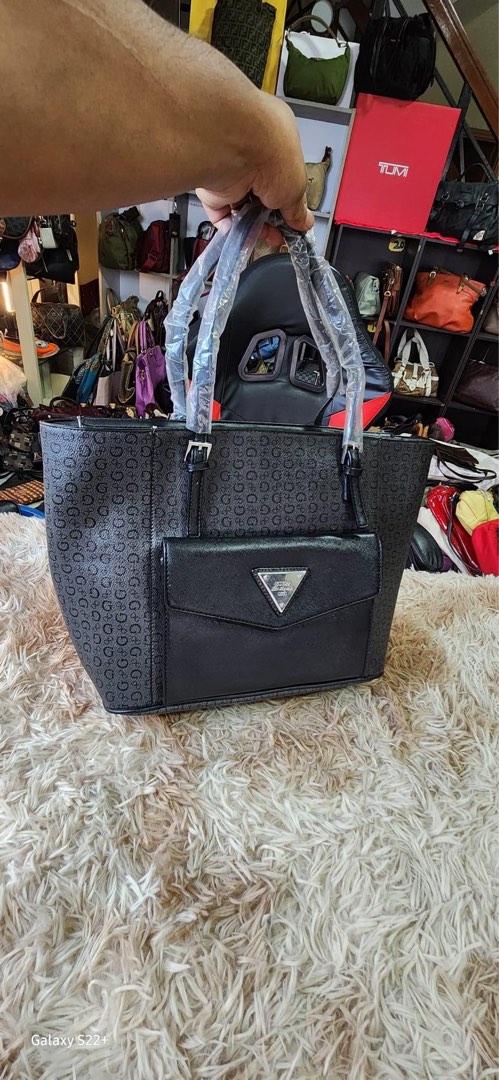 Guess royal oak tote sale